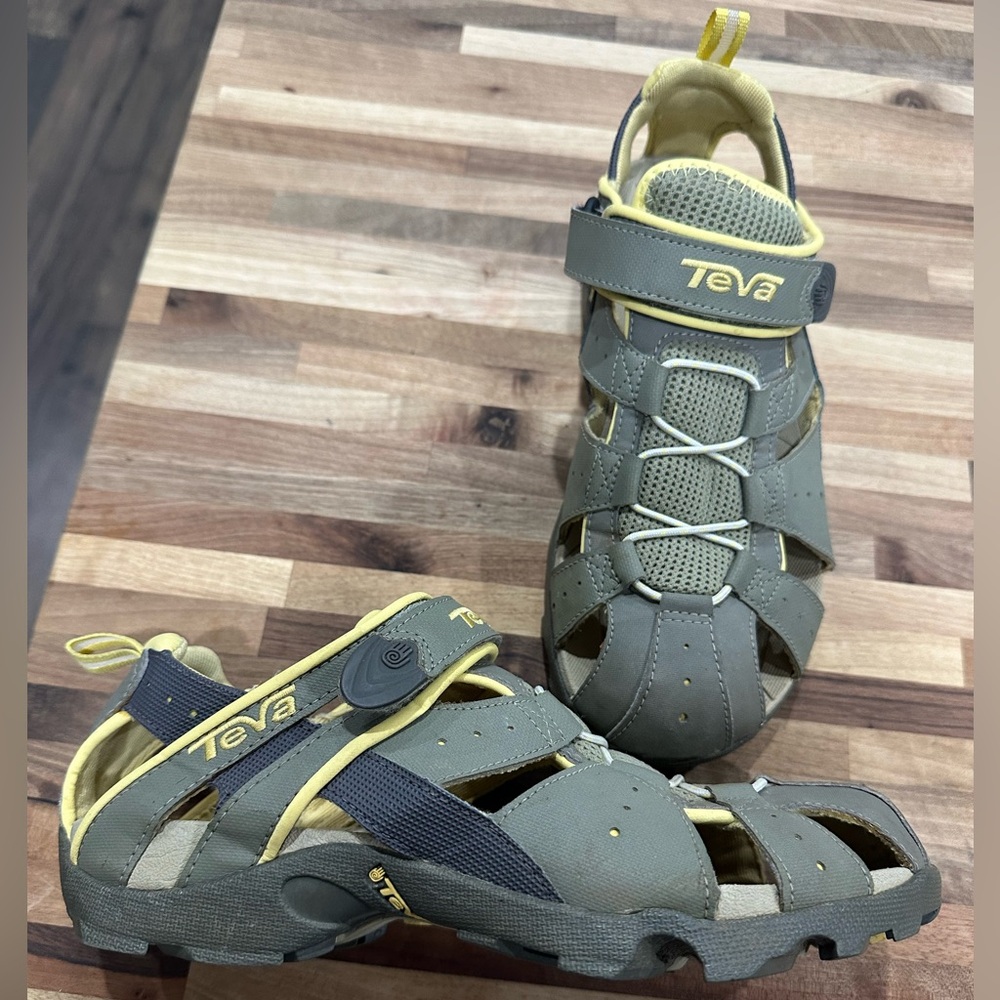 Teva 6969 Mermaid Deacon Sandals Yellow Hybrid Hiking Water Sport Shoes